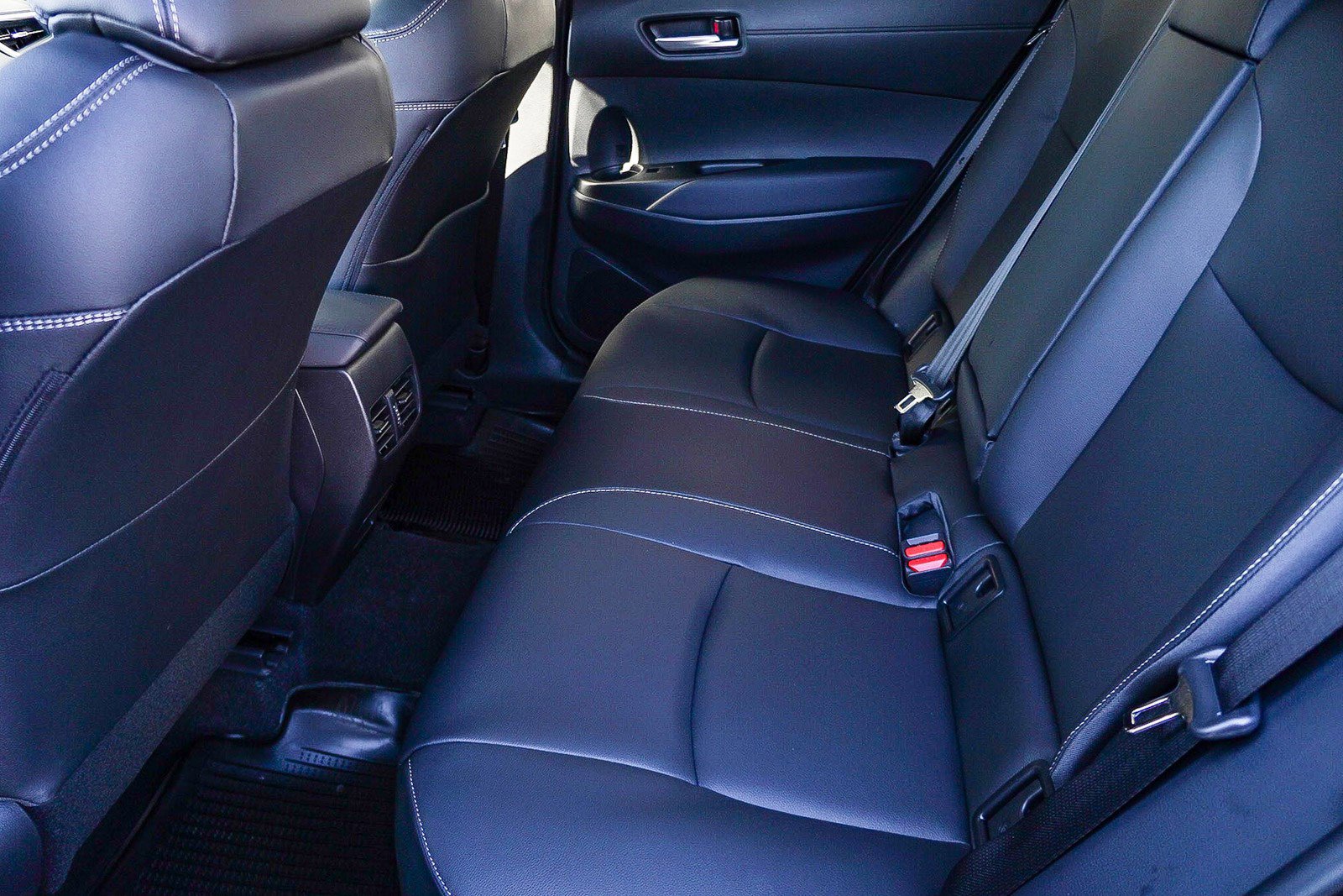 New 2026 Toyota Corolla Cross XLE image 24