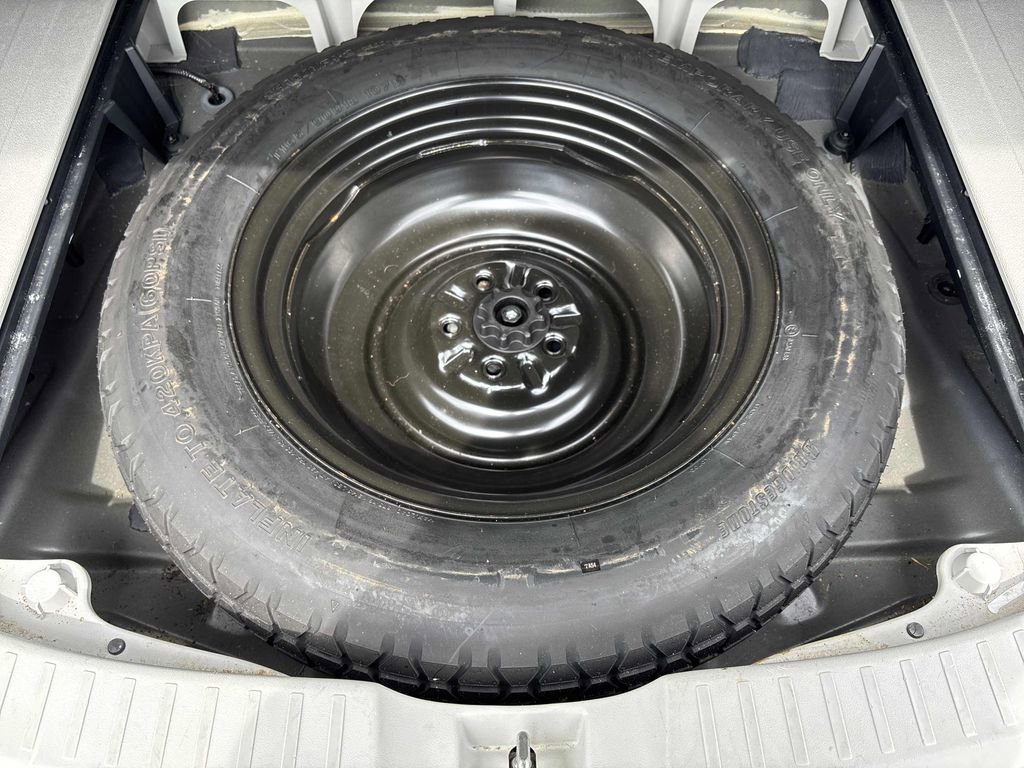 Used 2012 Toyota Venza XLE AWD/4WD image 25