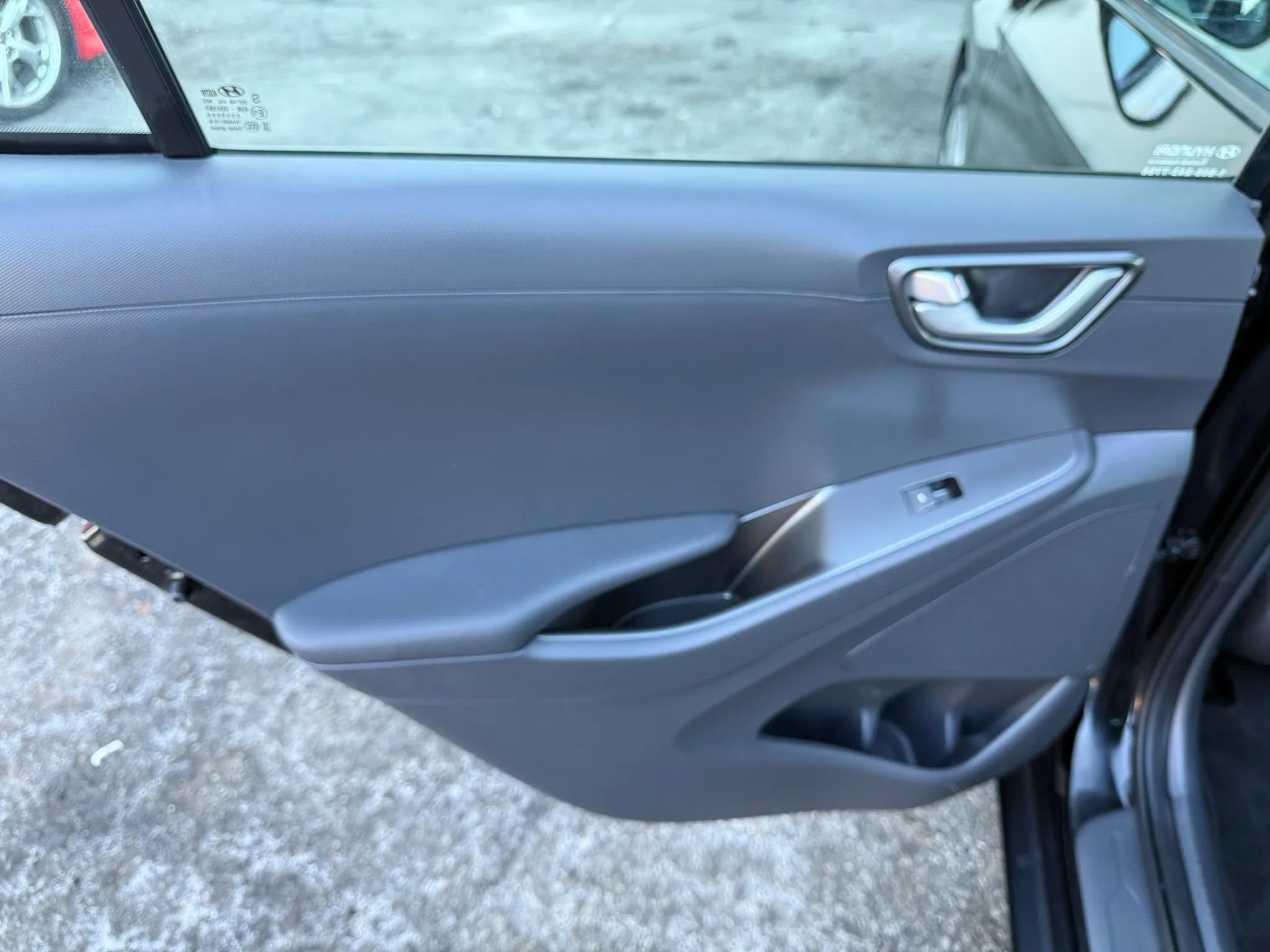 Used 2022 Hyundai Ioniq Blue image 21