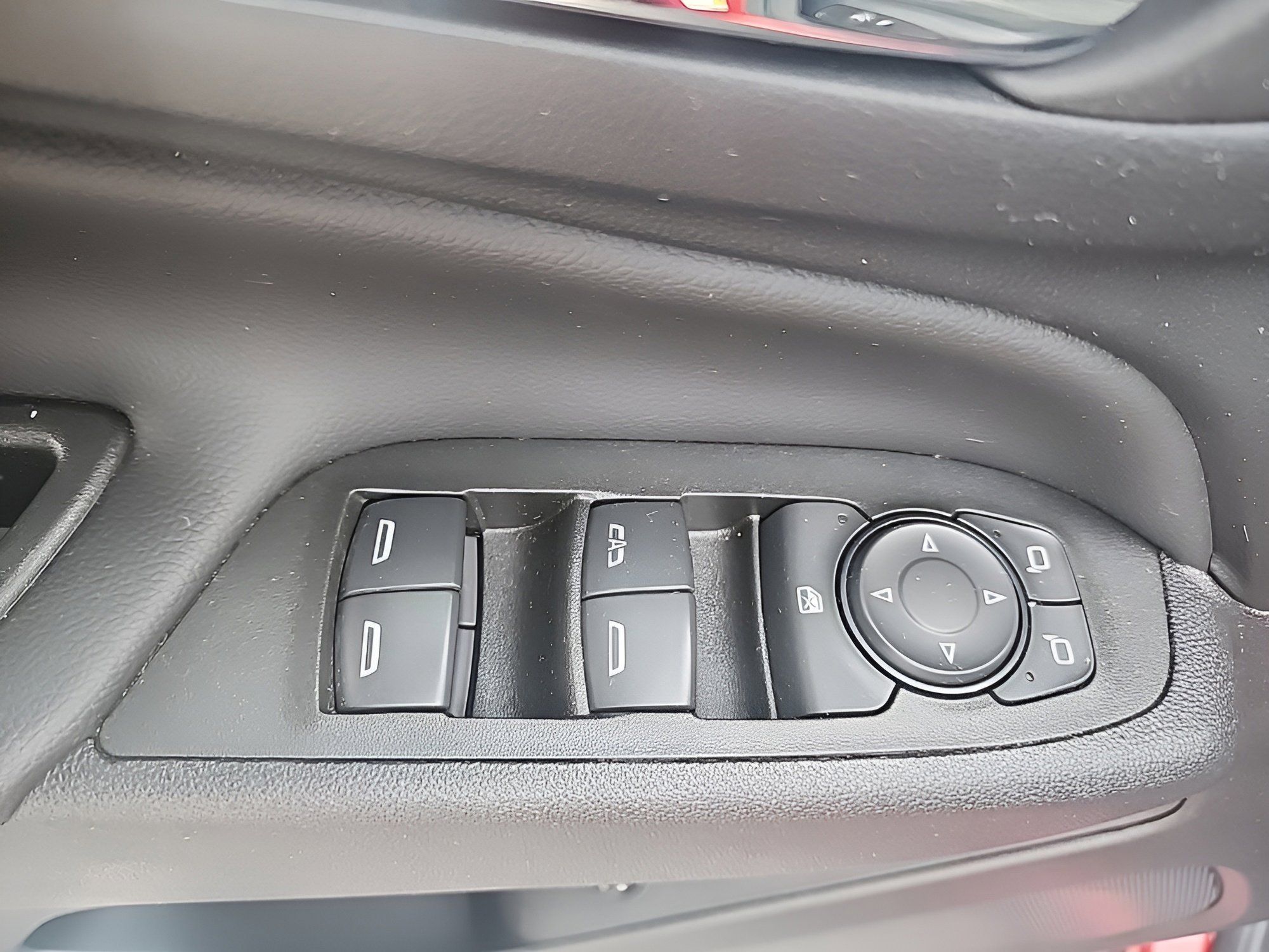 Certified 2023 Chevrolet Equinox LT FWD image 13