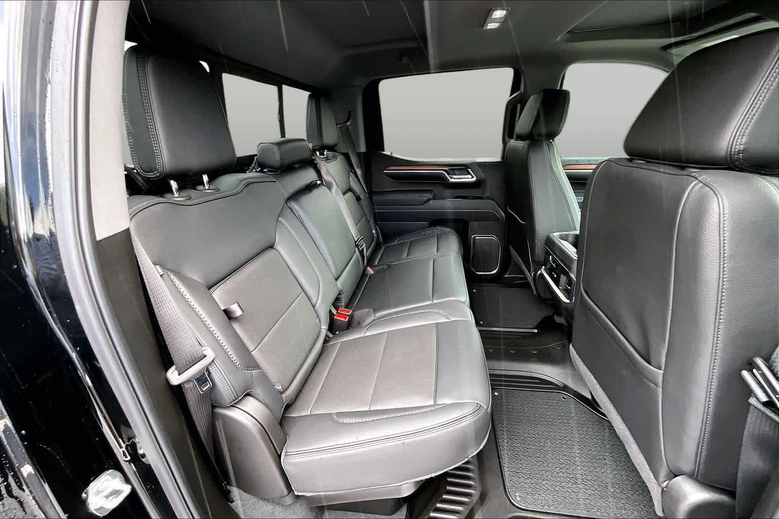 Used 2025 GMC Sierra 1500 Denali w/ Denali Reserve Package AWD/4WD image 21