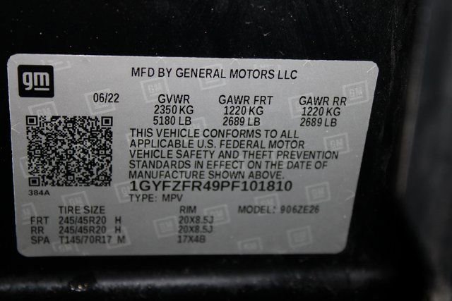 Certified 2023 Cadillac XT4 Sport w/ Cold Weather Package image 29