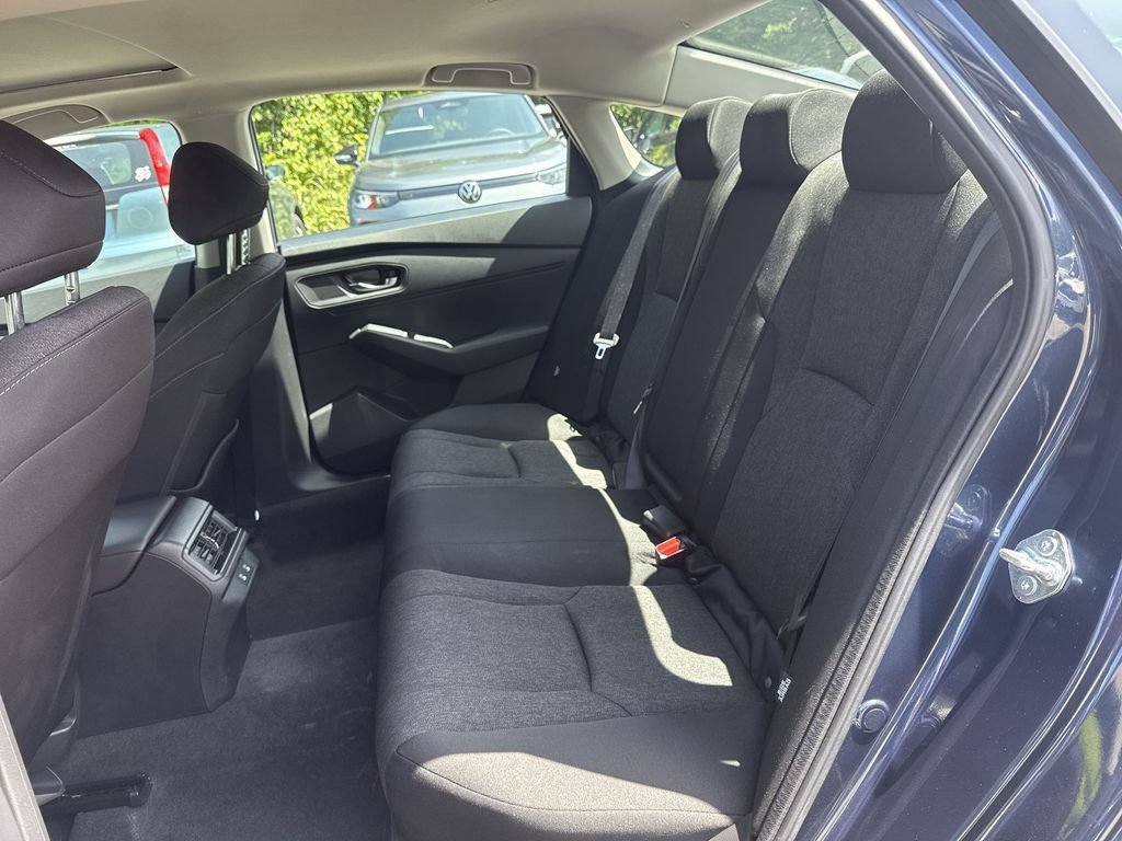 Used 2025 Honda Accord SE image 25