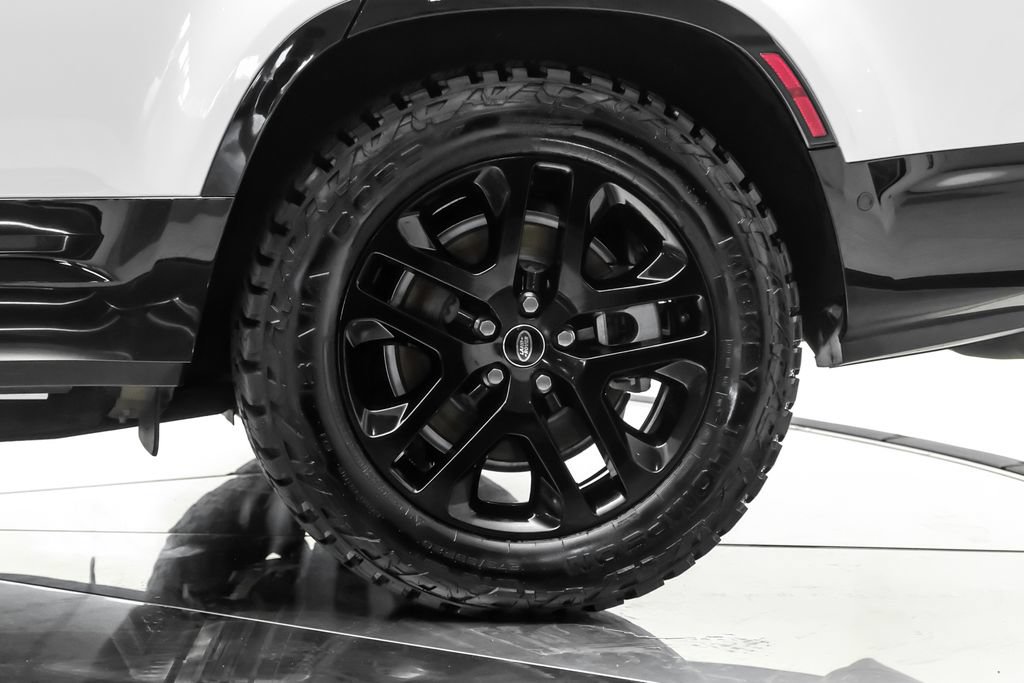 Used 2024 Land Rover Defender 130 Outbound AWD/4WD image 54