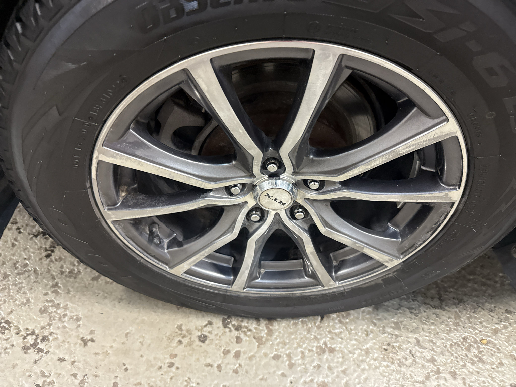 Used 2020 Toyota Sienna LE FWD image 32