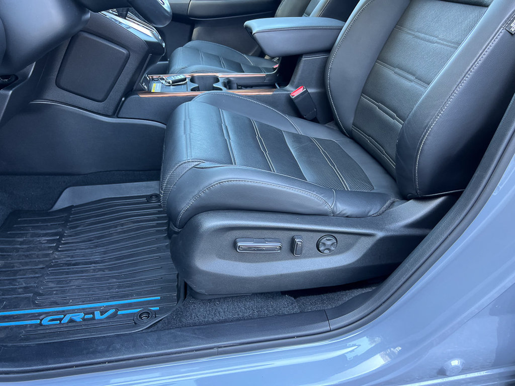 Used 2021 Honda CR-V Touring image 17