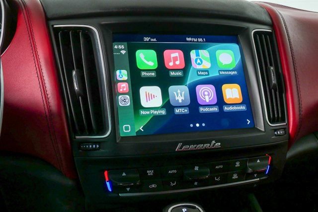 Used 2019 Maserati Levante S GranSport image 4