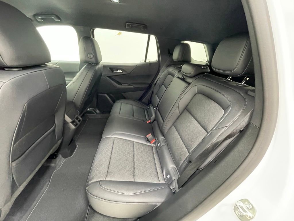 New 2026 Chevrolet Equinox LT image 11