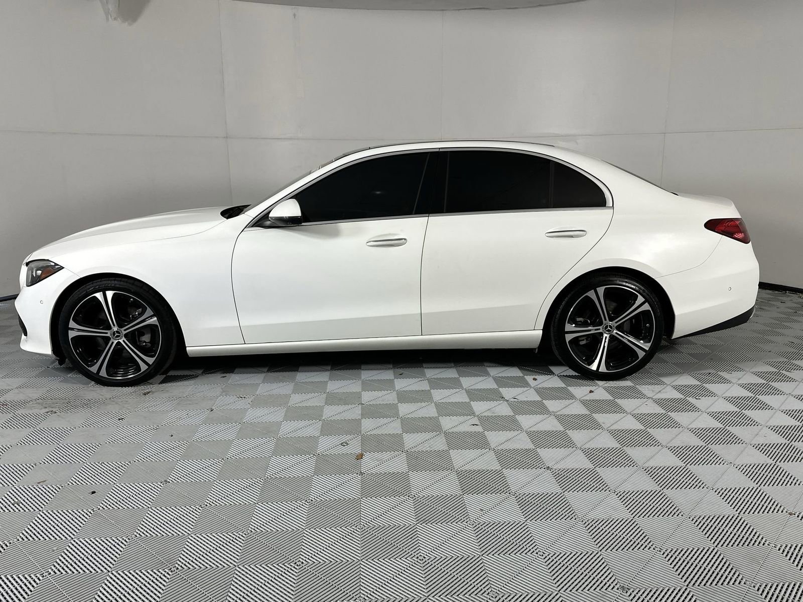 Used 2023 Mercedes-Benz C 300 Sedan w/ Exclusive Trim Package image 5