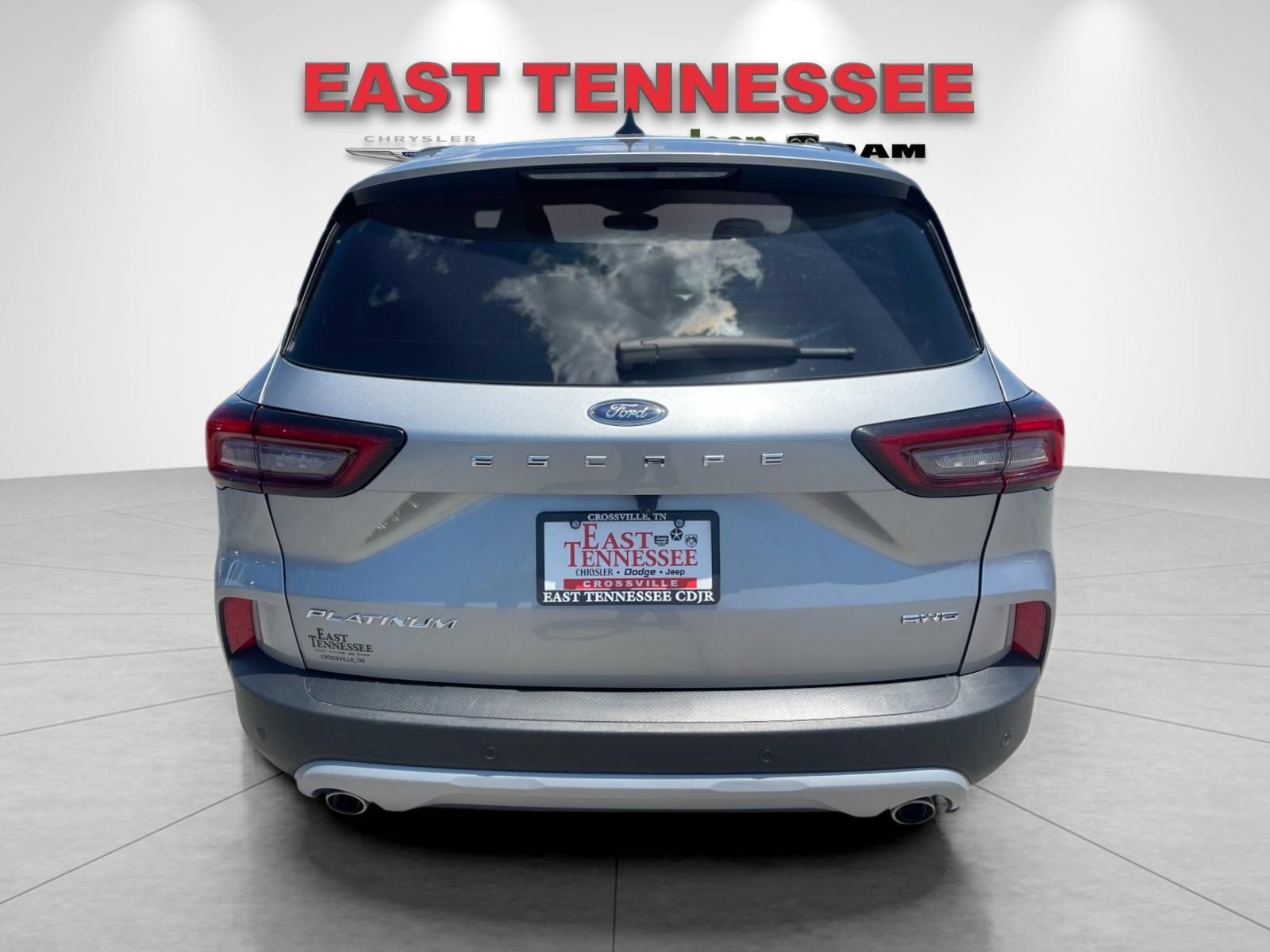 Used 2024 Ford Escape Platinum AWD/4WD image 4