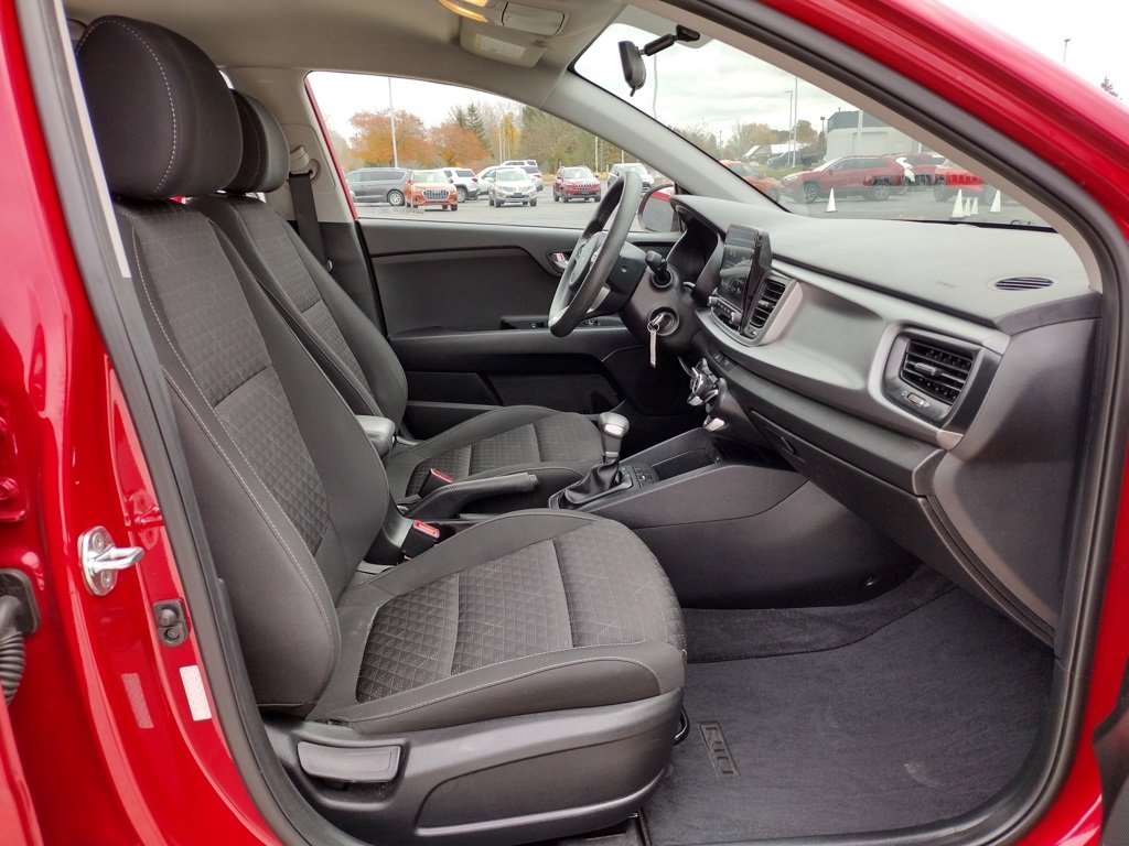Used 2023 Kia Rio S image 10