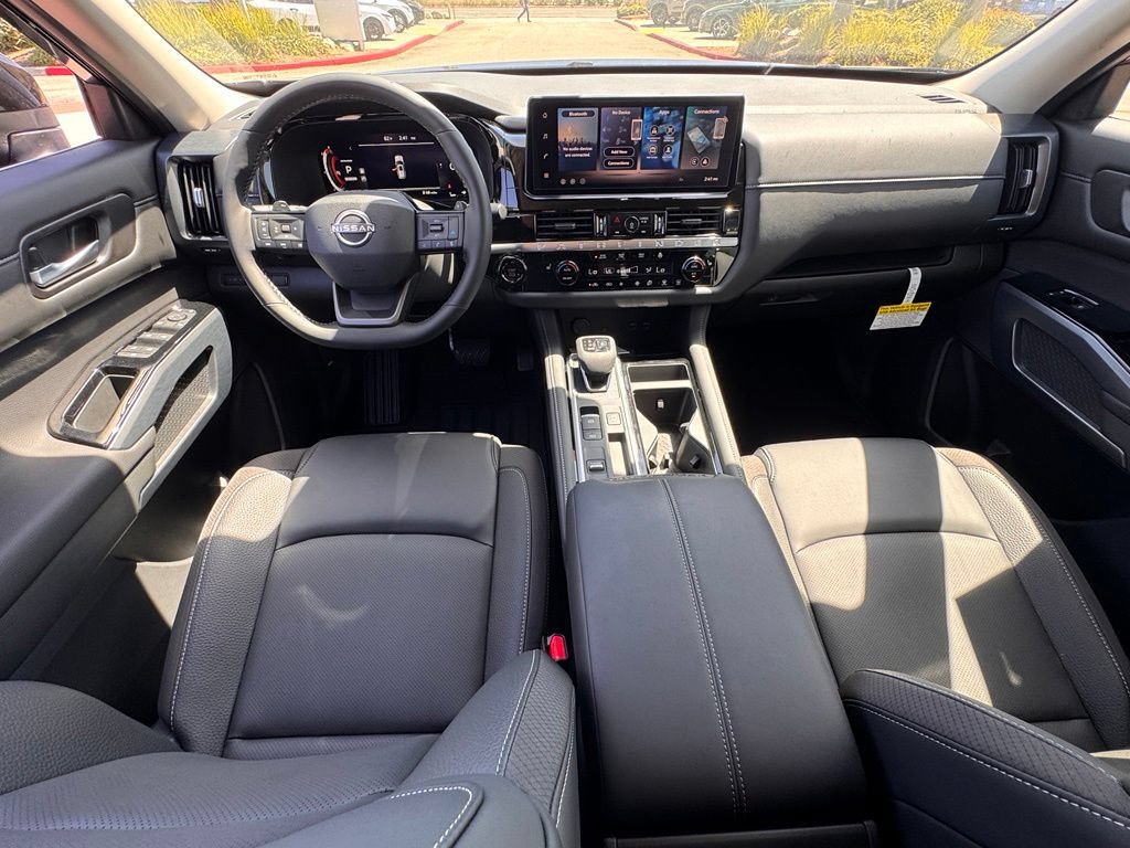 New 2026 Nissan Pathfinder SL FWD image 18
