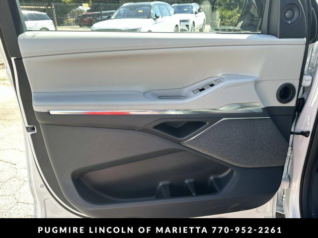New 2025 Lincoln Navigator L Reserve image 10
