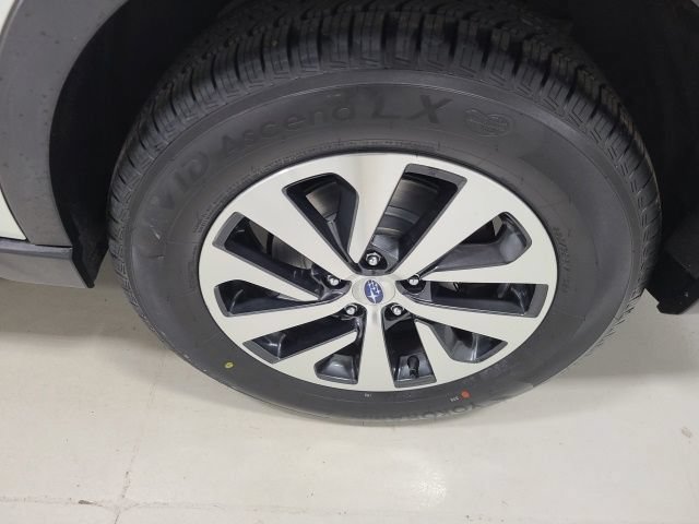 Used 2022 Subaru Outback Premium AWD/4WD image 41