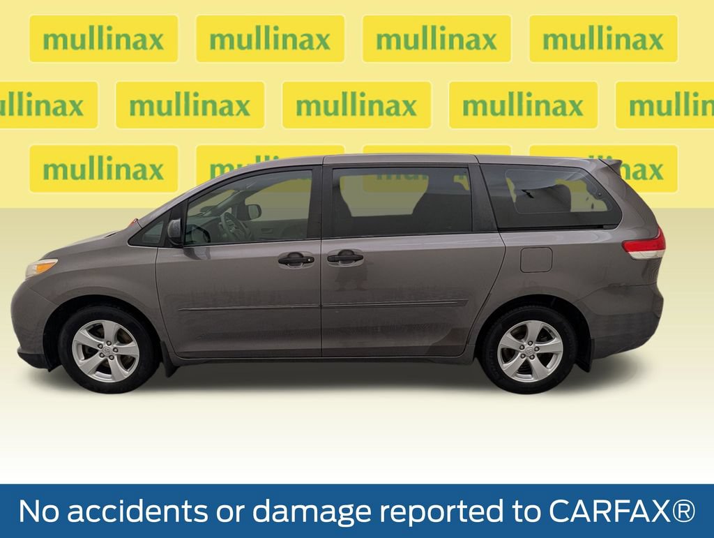 Used 2013 Toyota Sienna L FWD image 9