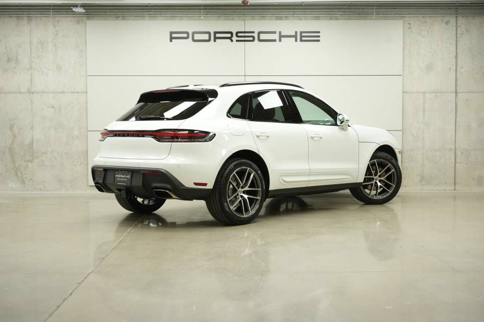 New 2026 Porsche Macan AWD/4WD image 7