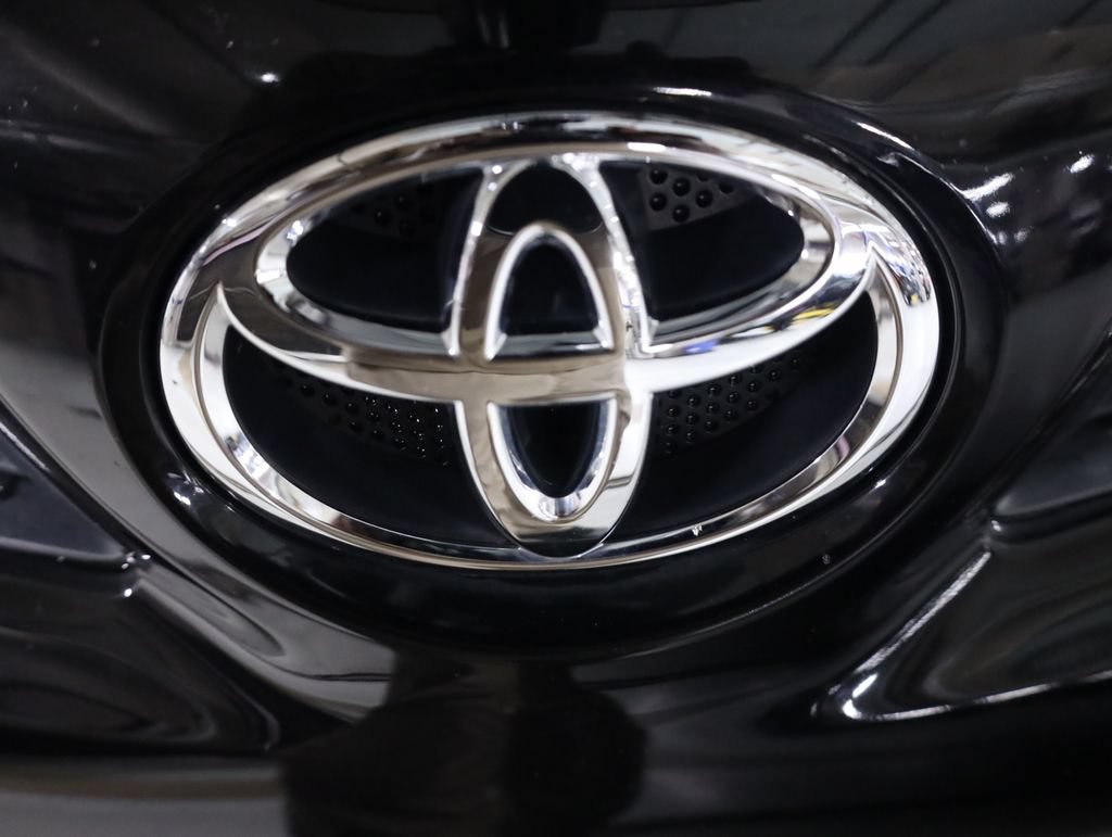 Used 2014 Toyota RAV4 XLE AWD/4WD image 66