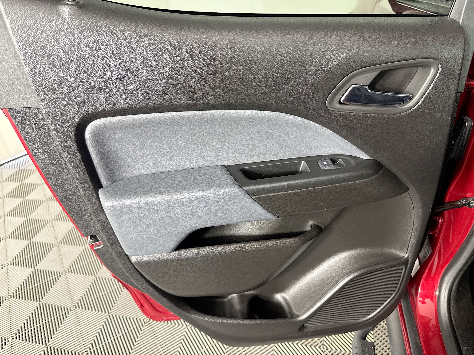 Used 2018 Chevrolet Colorado Z71 image 24