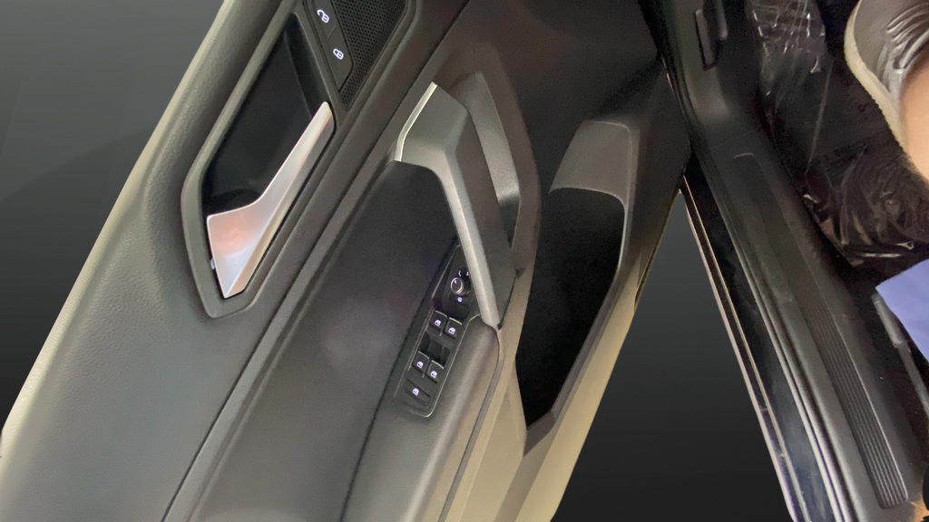 Used 2019 Volkswagen Tiguan SE w/ Panoramic Sunroof Package AWD/4WD image 21