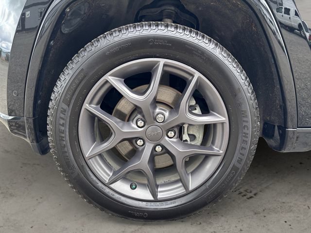 Used 2021 Jeep Grand Cherokee Limited AWD/4WD image 14