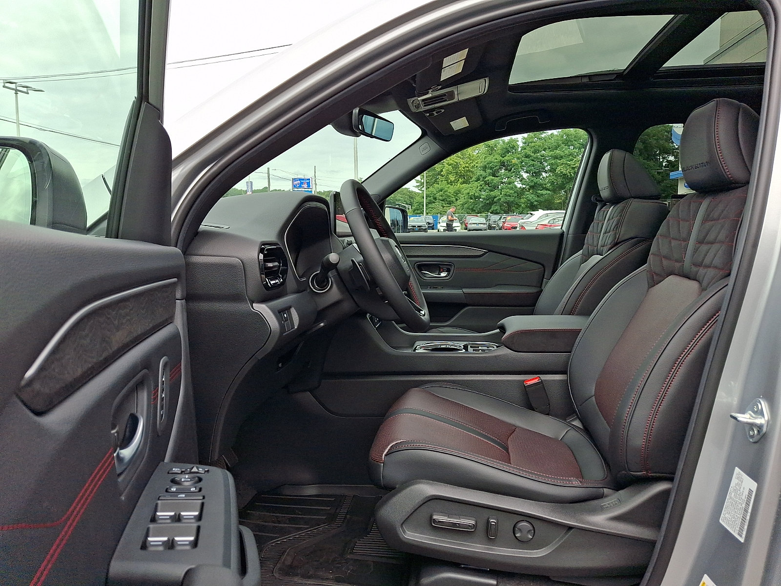 New 2026 Honda Pilot Black Edition image 6