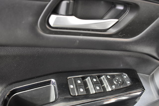 Used 2022 Nissan Pathfinder SV w/ SV Premium Package AWD/4WD image 8