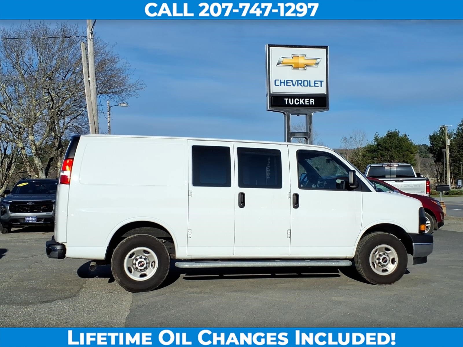 Used 2024 GMC Savana 2500 w/ Driver Convenience Package RWD image 4