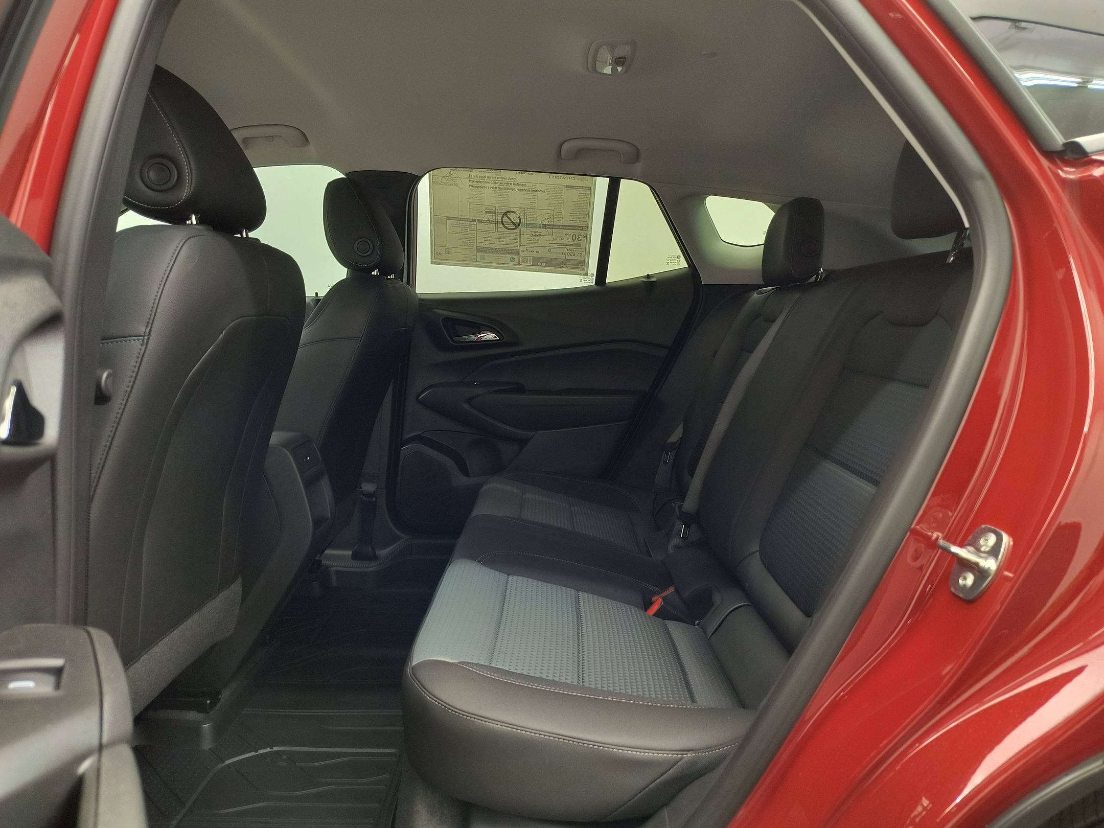 New 2026 Chevrolet Trax LT w/ Driver Confidence Package FWD image 19