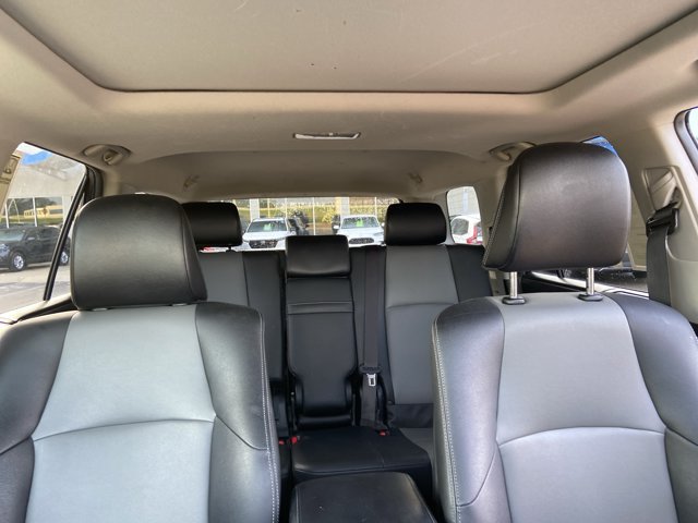 Used 2016 Toyota 4Runner SR5 Premium RWD image 19