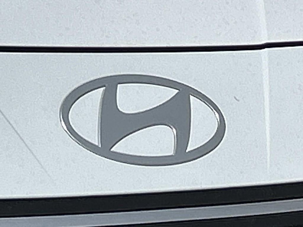 New 2026 Hyundai Elantra Sport image 10