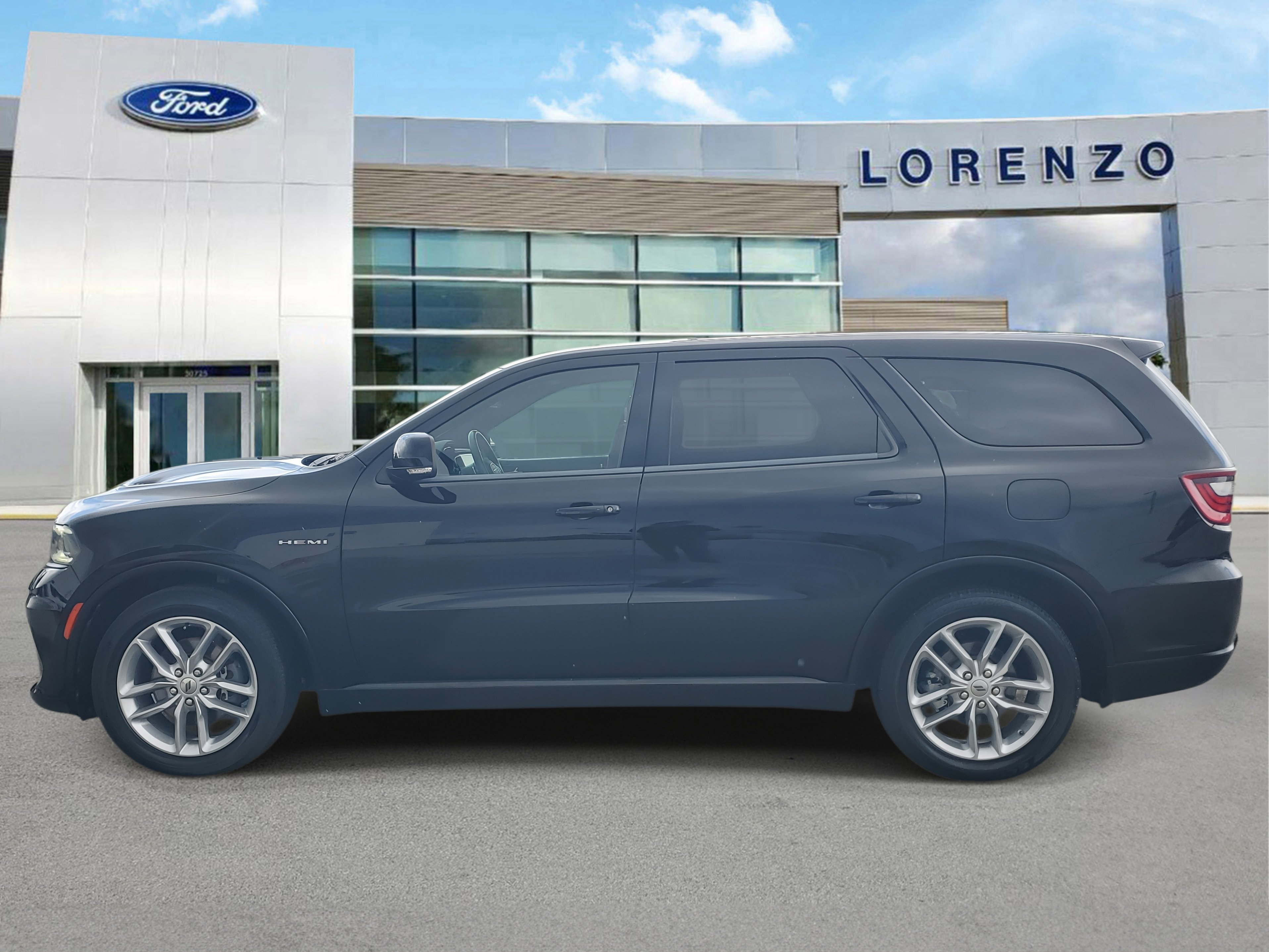 Used 2022 Dodge Durango R/T w/ Trailer Tow Group IV image 7