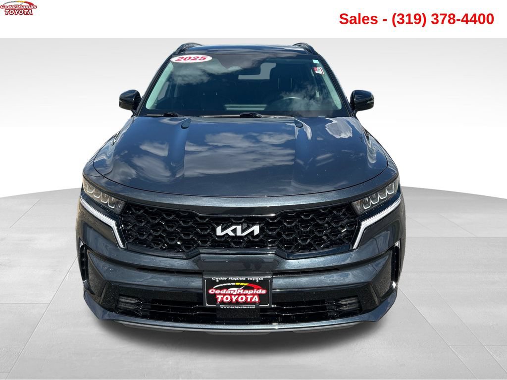Used 2023 Kia Sorento EX w/ Panoramic Sunroof Package FWD image 9