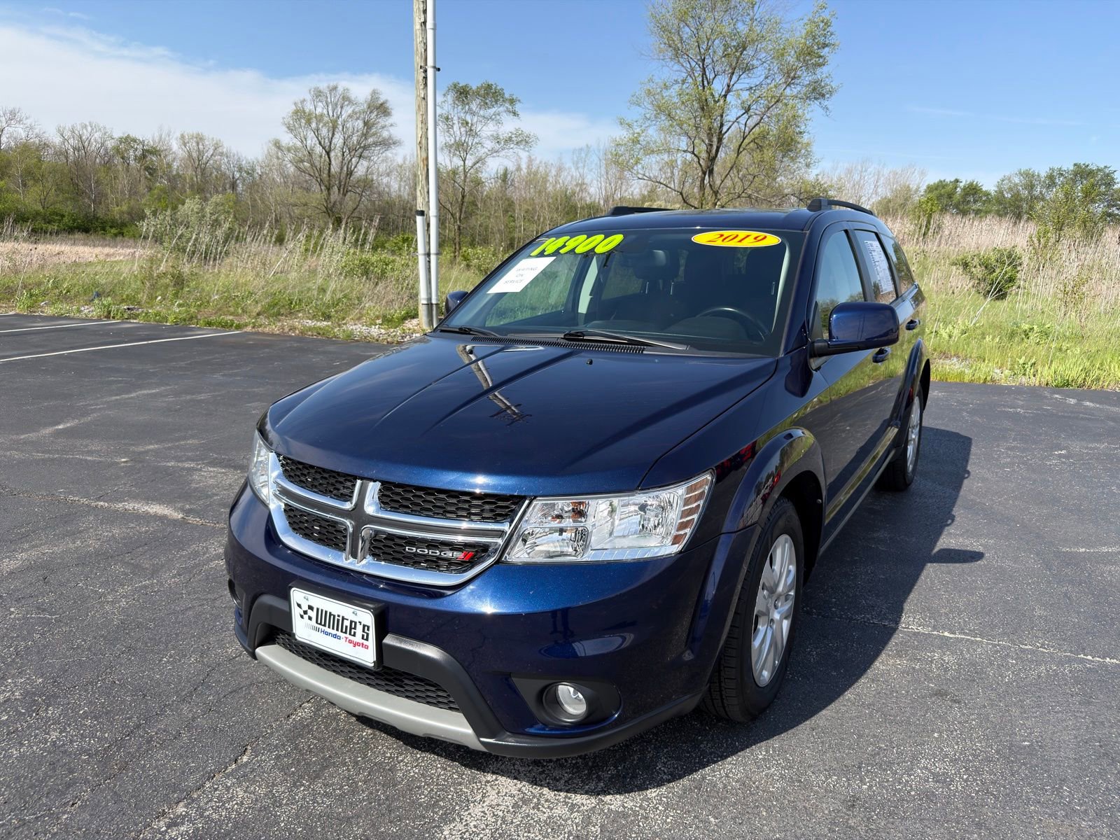 Used 2019 Dodge Journey SE w/ Premium Group FWD image 2