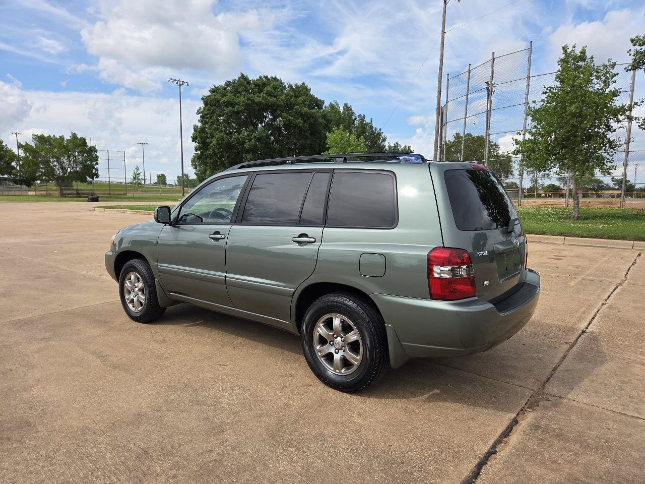 Used 2005 Toyota Highlander 2WD V6 image 5
