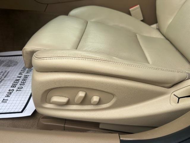 Used 2015 Cadillac ATS Performance w/ Cold Weather Package image 17