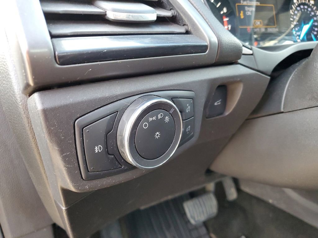 Used 2013 Ford Fusion SE image 11