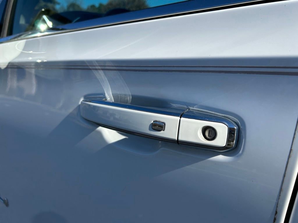 Used 2021 GMC Yukon Denali image 29