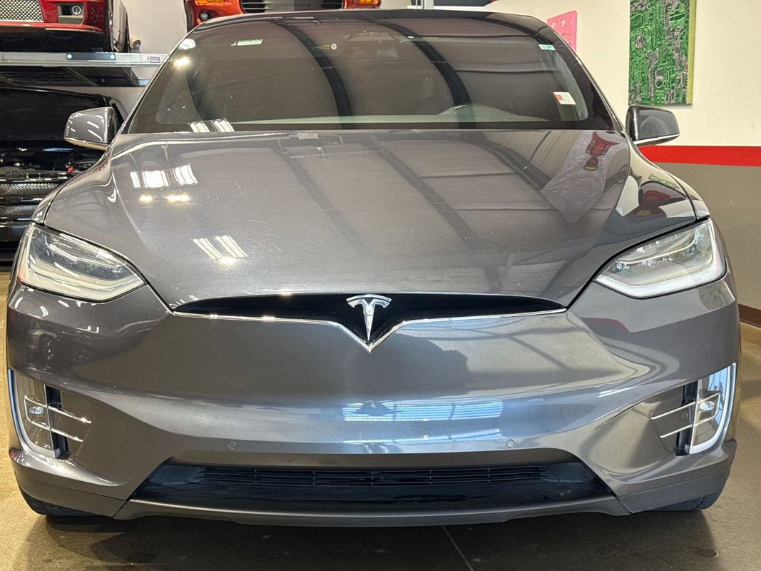 Used 2020 Tesla Model X image 51