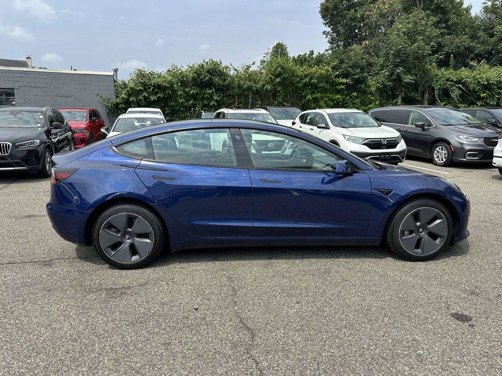 Used 2023 Tesla Model 3 Standard Range RWD image 2