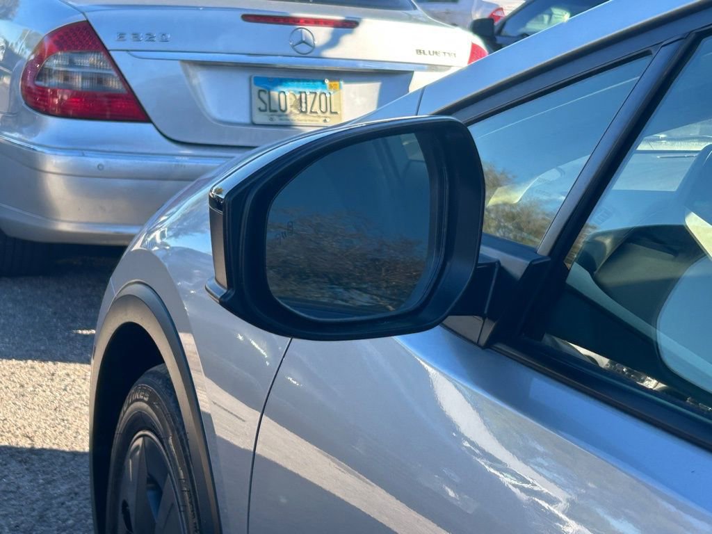 Used 2024 Toyota Prius LE image 15