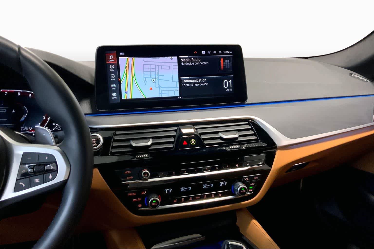 Certified 2023 BMW 530e xDrive w/ Premium Package AWD/4WD image 6