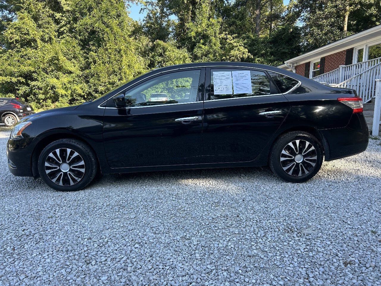 Used 2014 Nissan Sentra SV FWD image 2