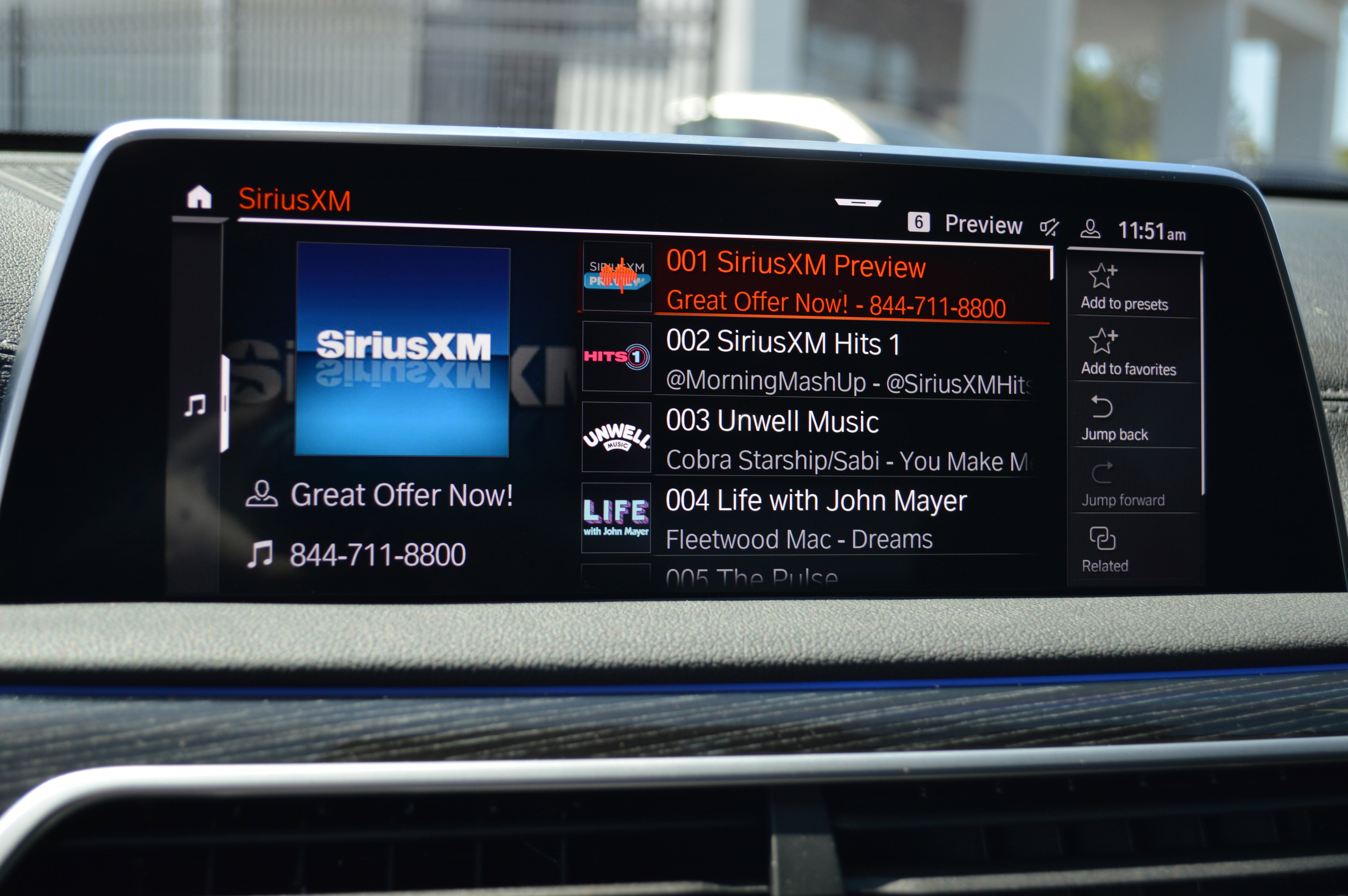 Used 2022 BMW 740i w/ M Sport Package image 18