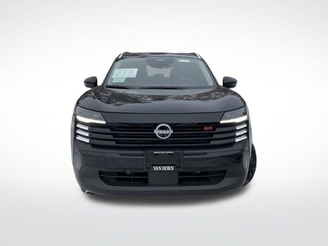 Certified 2025 Nissan Kicks SR image 9