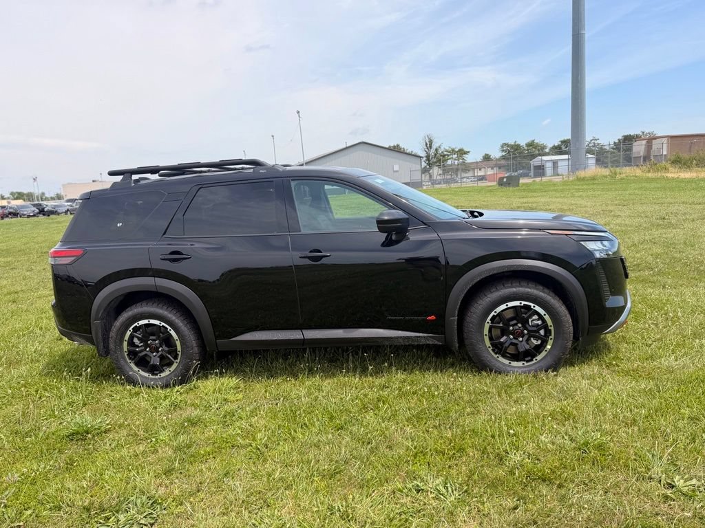 New 2026 Nissan Pathfinder Rock Creek AWD/4WD image 4