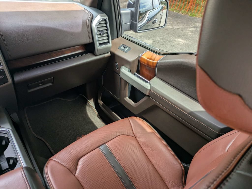 Used 2018 Ford F150 King Ranch w/ Equipment Group 601A Luxury AWD/4WD image 16