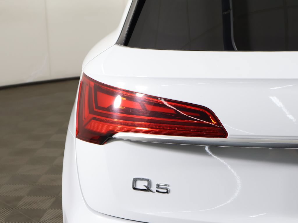 Used 2022 Audi Q5 2.0T Premium AWD/4WD image 16