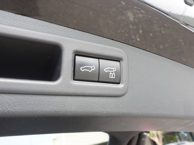 Used 2023 Lexus RX 350h w/ Accessory Package (Z1) AWD/4WD image 25