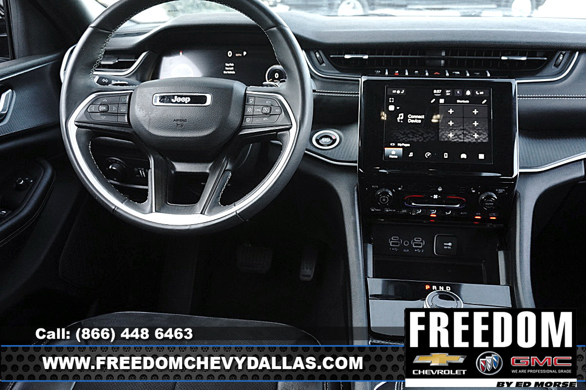 Used 2024 Jeep Grand Cherokee Altitude RWD image 13