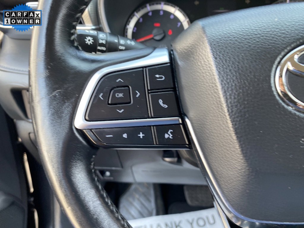 Used 2020 Toyota Highlander LE image 31